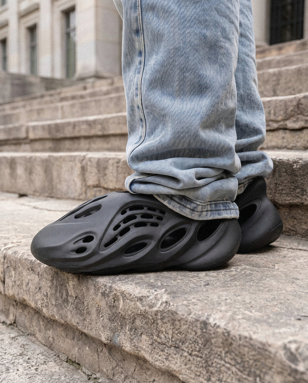 adidas Yeezy Foam RNR Carbon - on foot