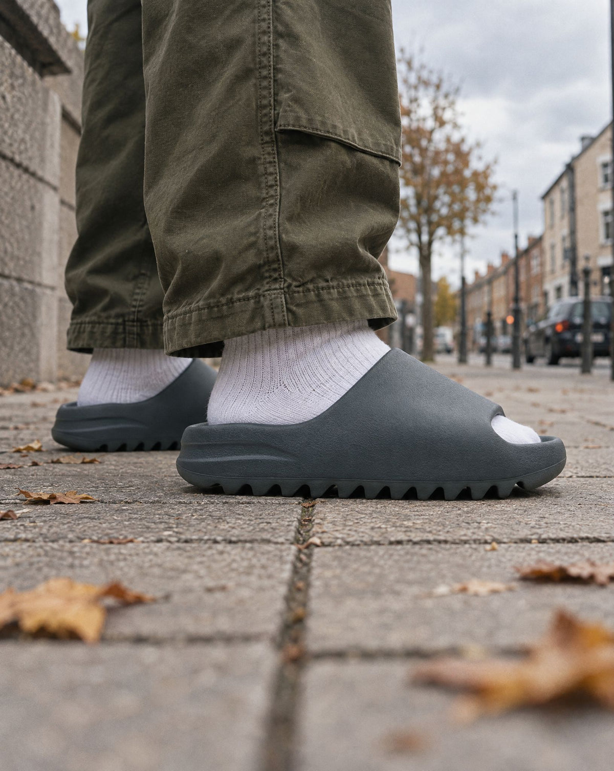 adidas Yeezy Slide Slate Marine - on-foot