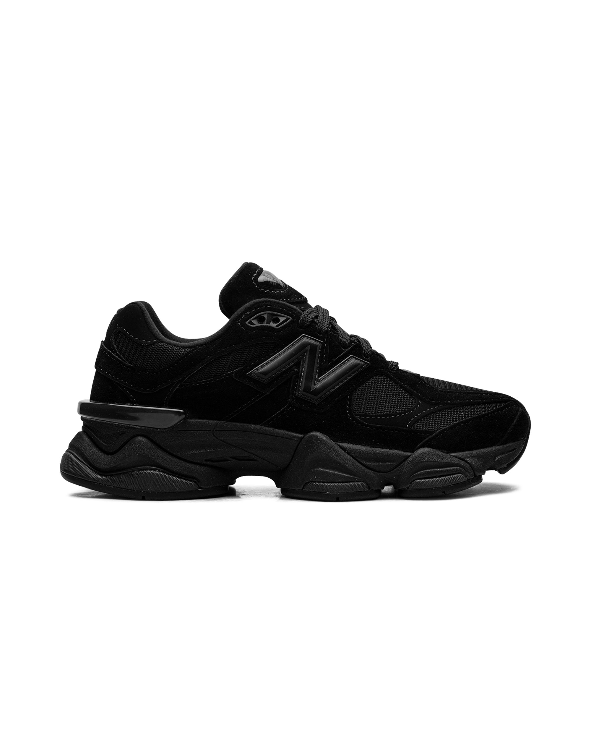 New Balance 9060 Triple Black
