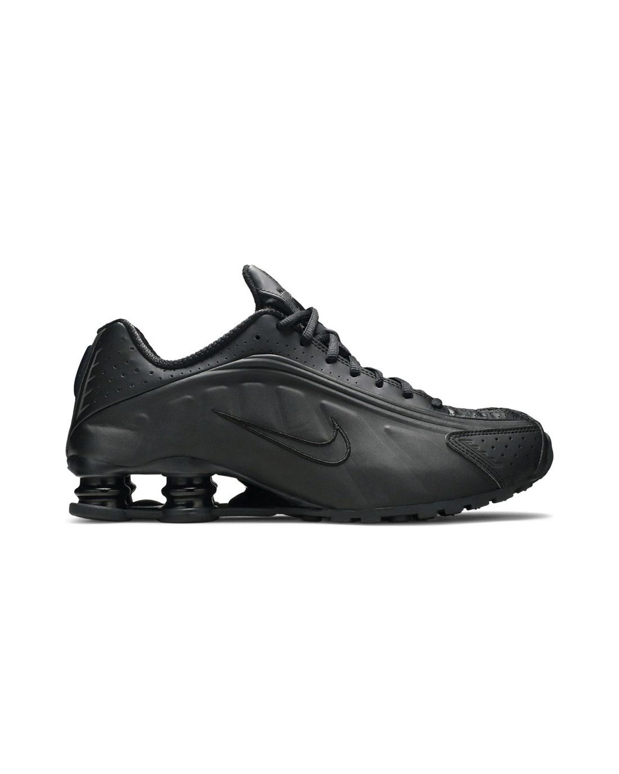Nike Shox R4 Triple Black