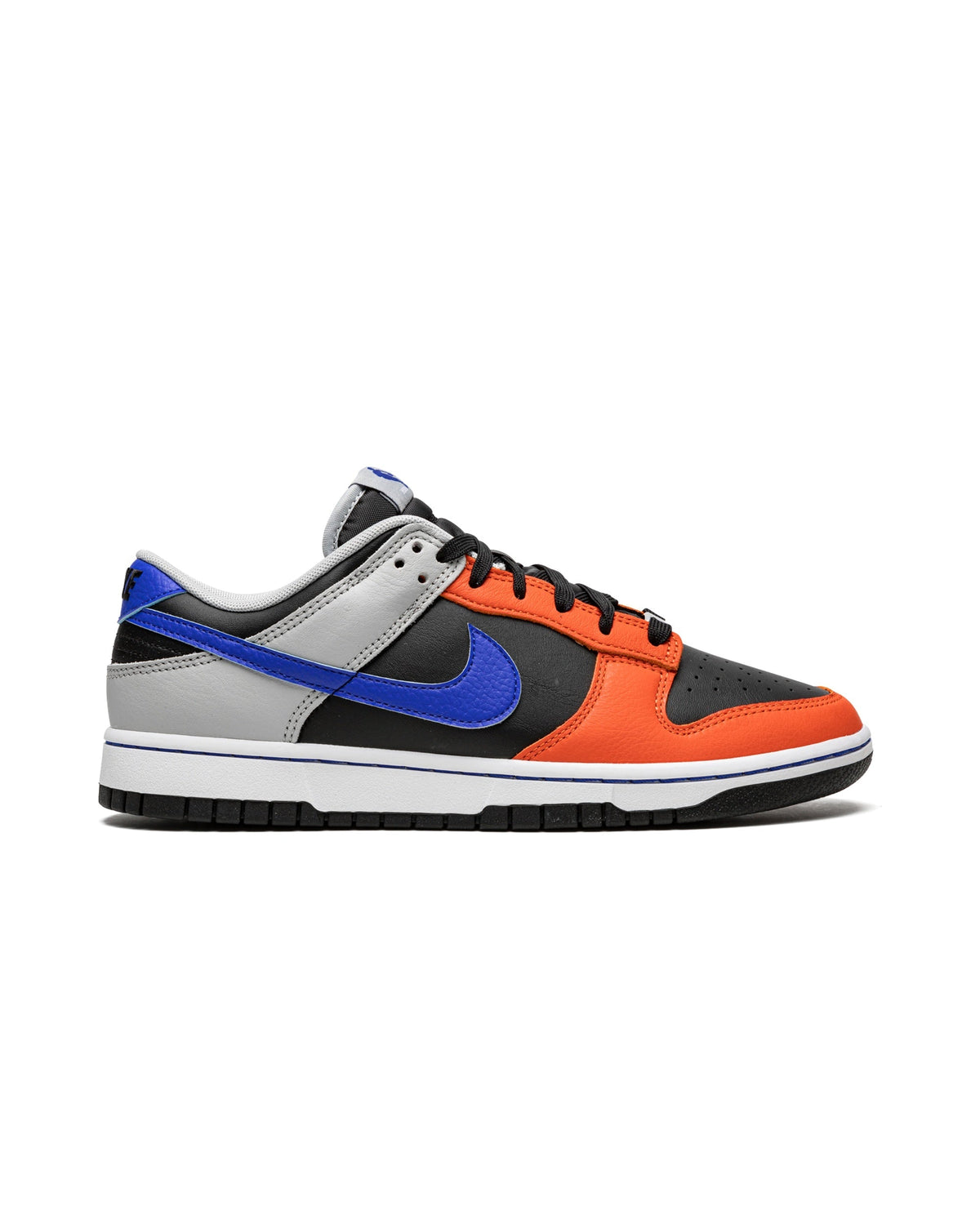 Nike Dunk Low EMB NBA 75th Anniversary Knicks