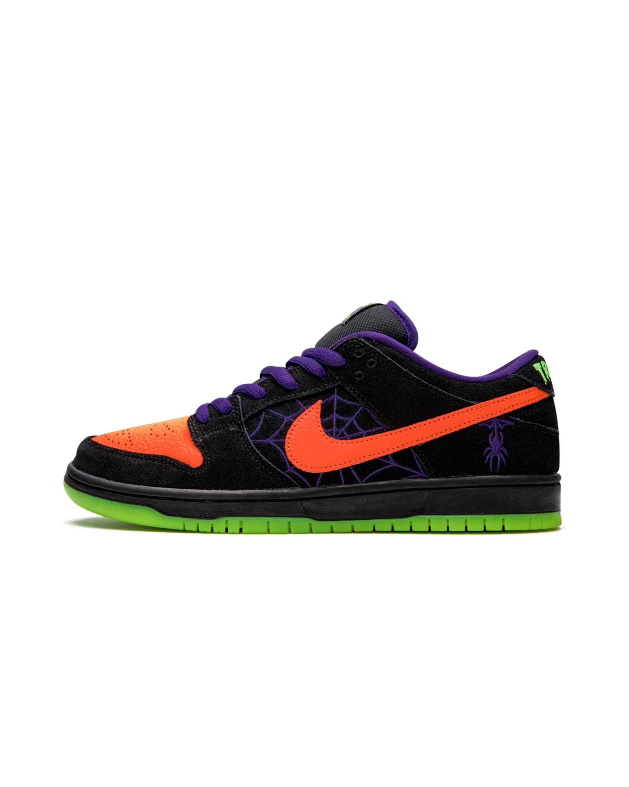 Nike SB Dunk Low Night of Mischief Halloween