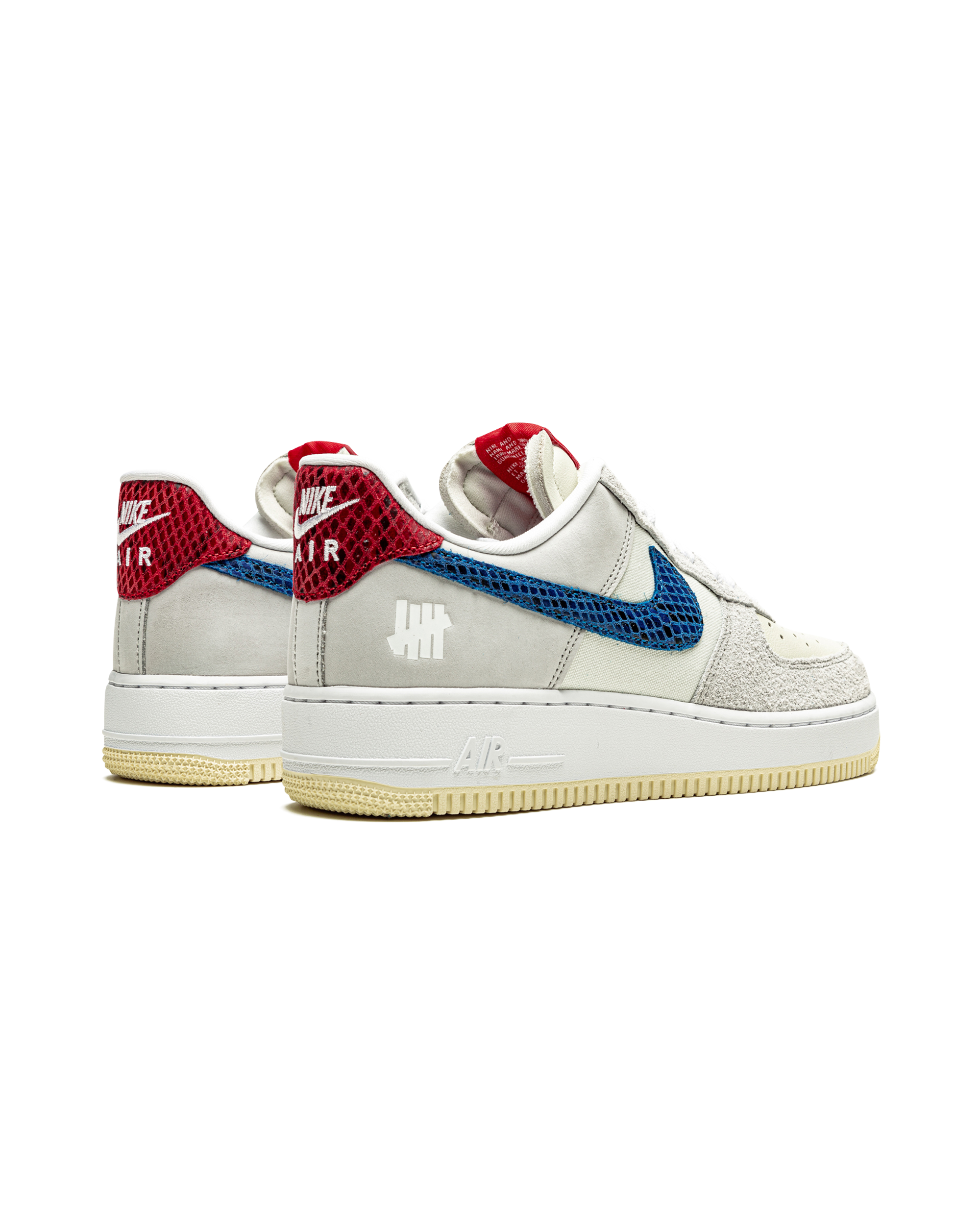 Nike Air Force 1 Low SP Undefeated 5 On It Dunk vs. AF1