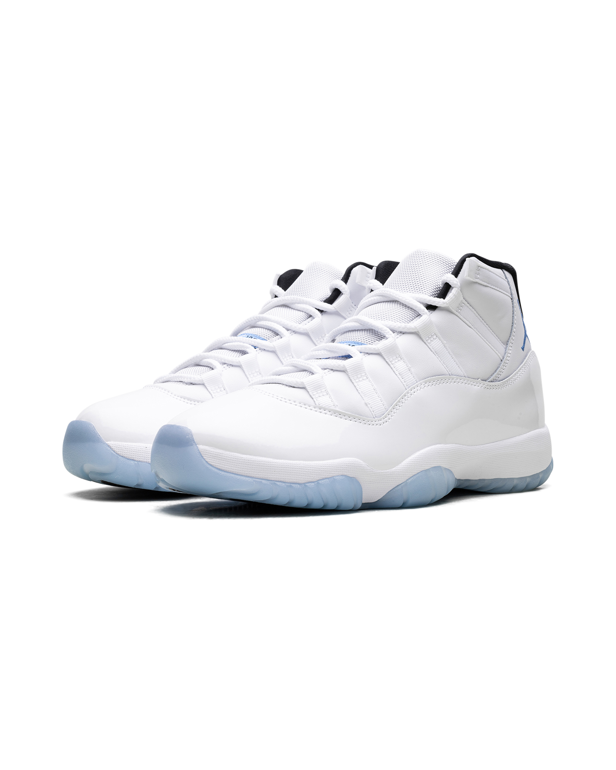 Jordan 11 Retro Legend Blue (2024)