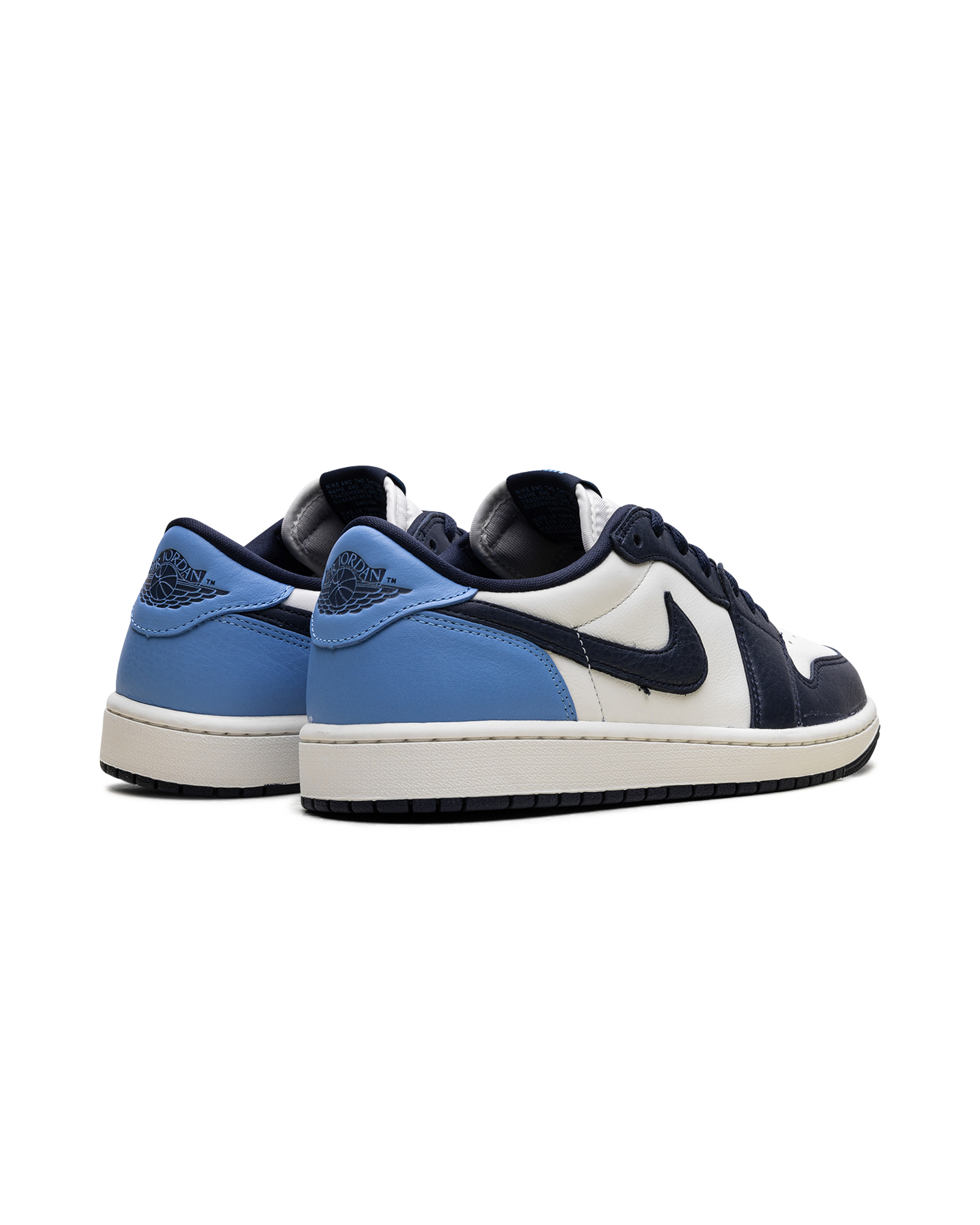 Jordan 1 Low OG Obsidian UNC