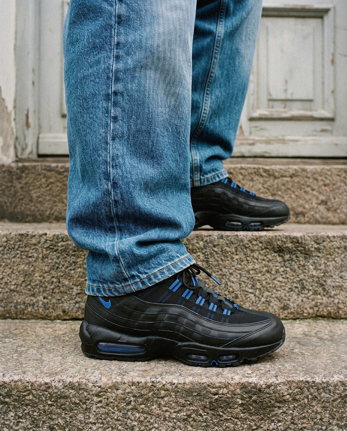 Nike Air Max 95 Big Bubble Black Game Royal - on foot