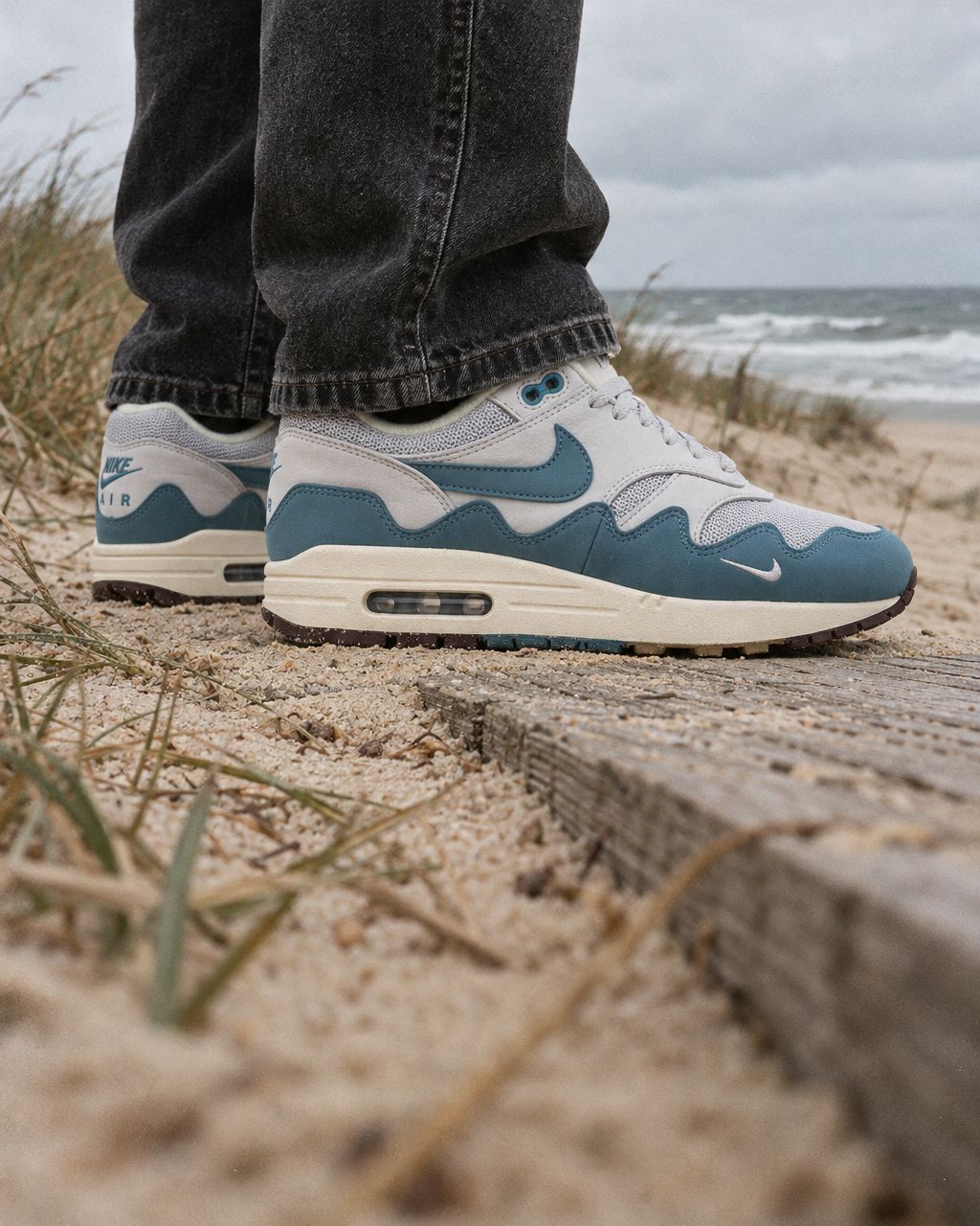 Nike Air Max 1 Patta Waves Noise Aqua - on-foot