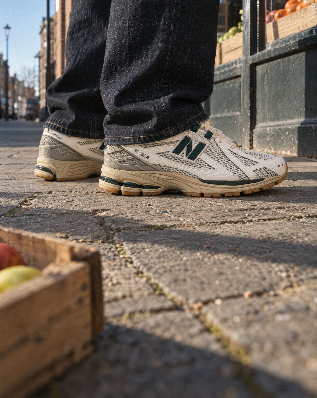 New Balance 1906R White Green Cream - on-foot