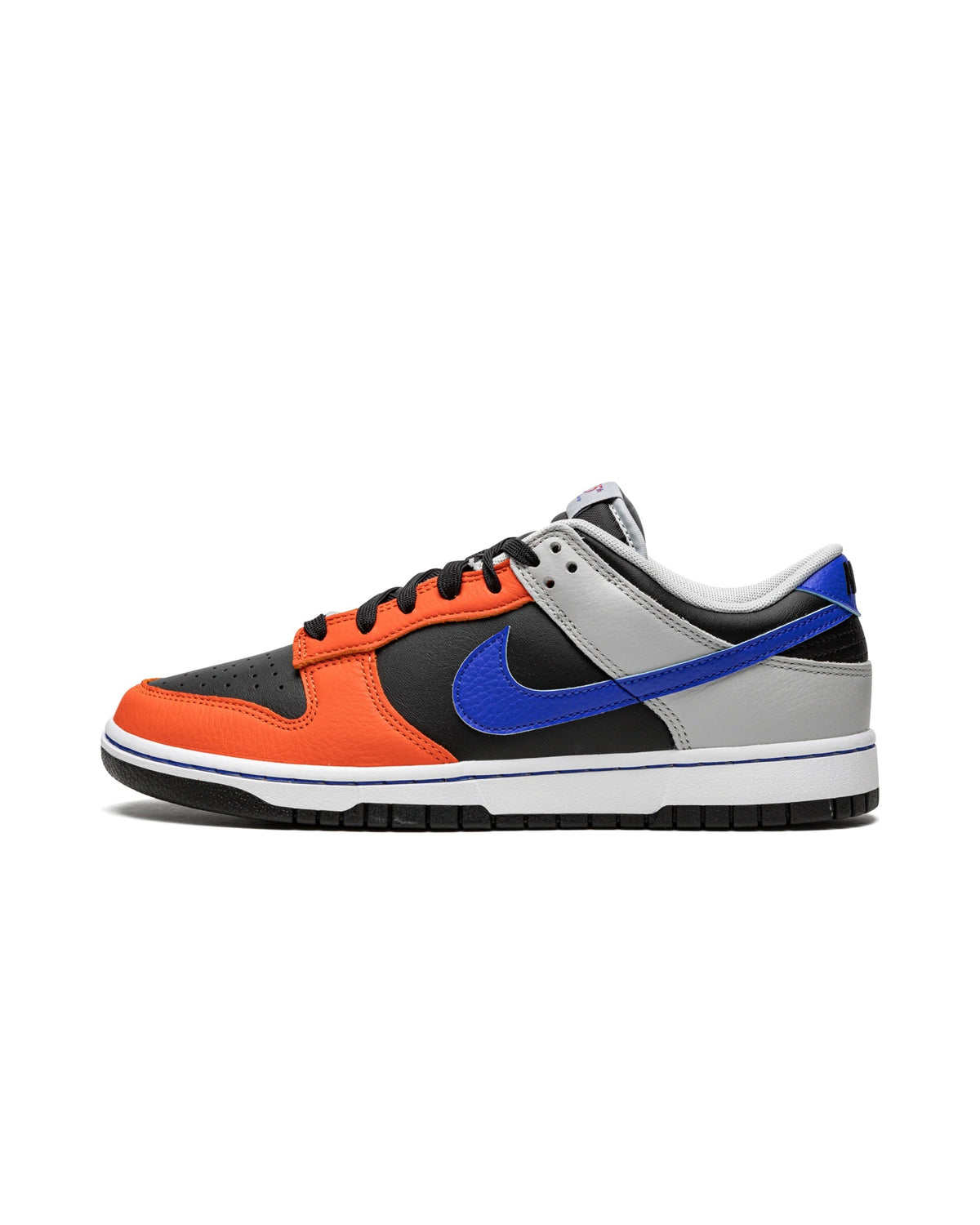 Nike Dunk Low EMB NBA 75th Anniversary Knicks