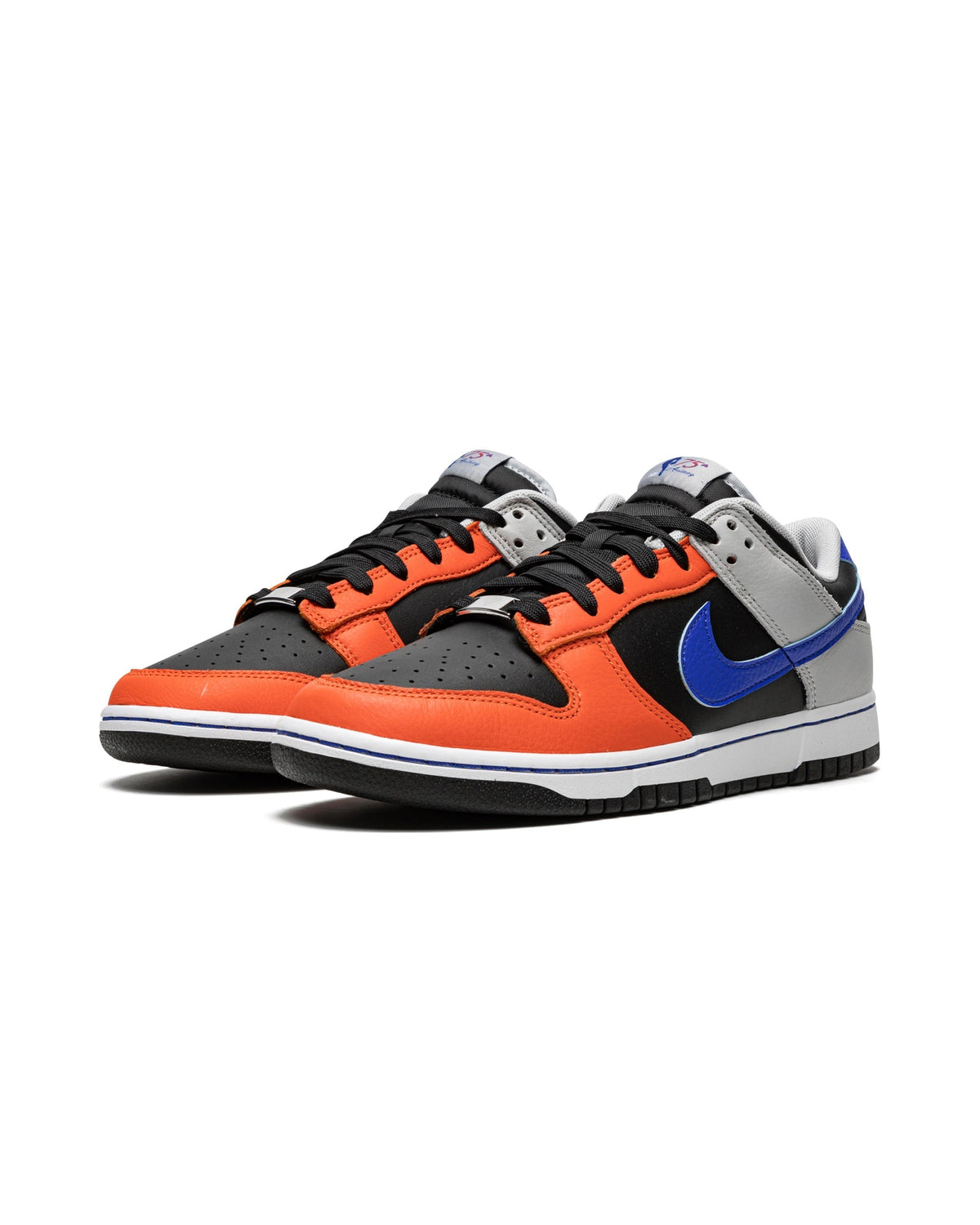 Nike Dunk Low EMB NBA 75th Anniversary Knicks